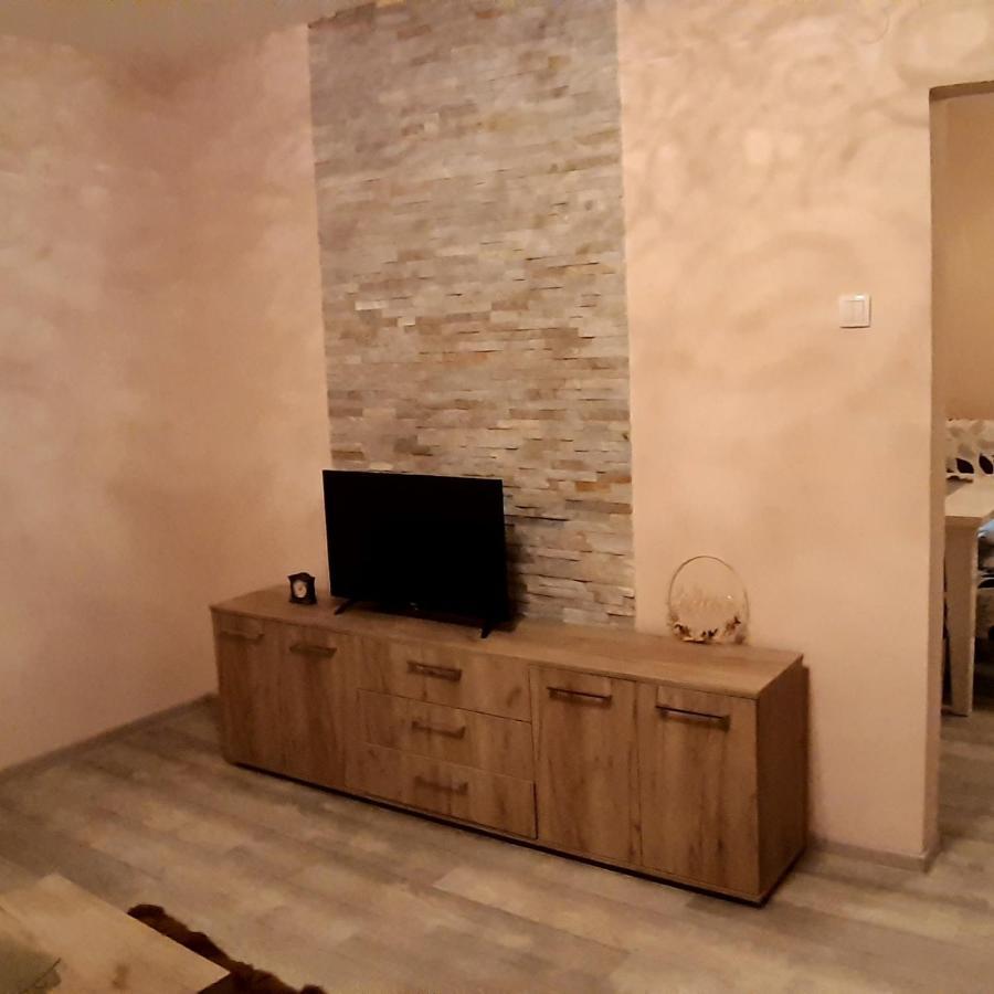 Lux Apartman Čačak Dış mekan fotoğraf